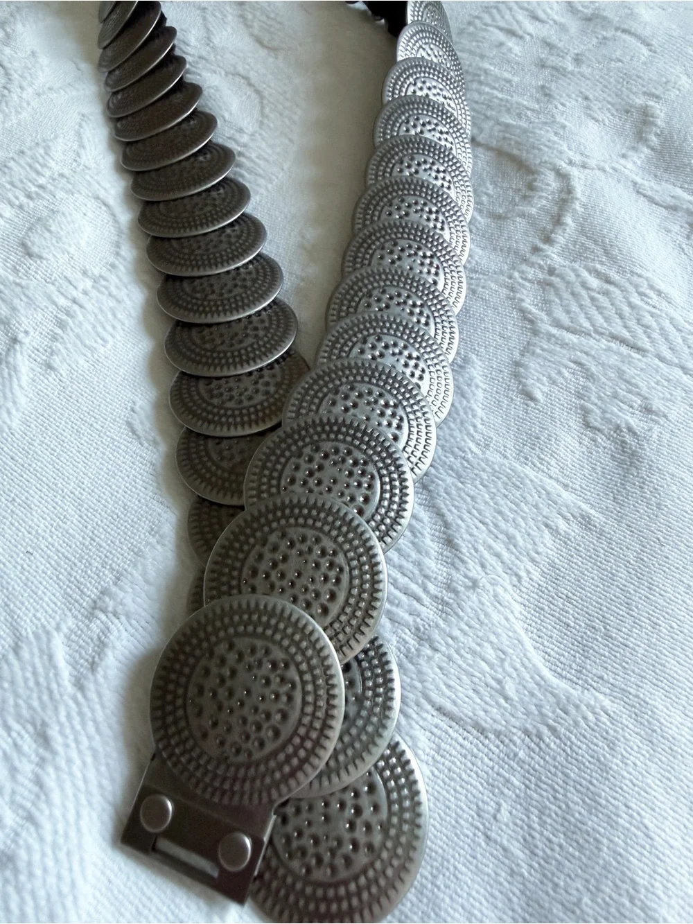 80s Silver Tone Metal Disc Coin Stretch Belt Boho Medallion Cinch OS